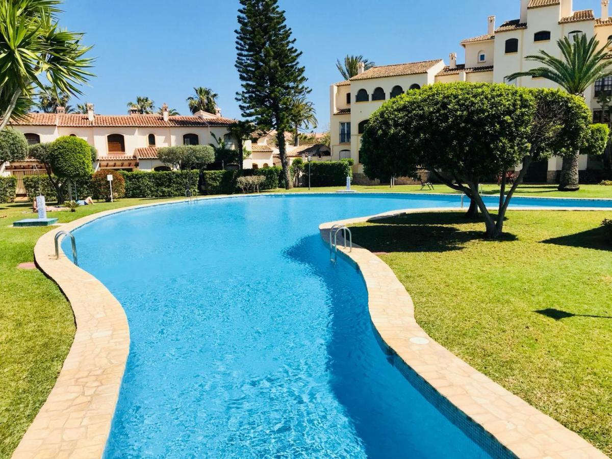 Bungavilla House In La Isla Jávea Kültér fotó